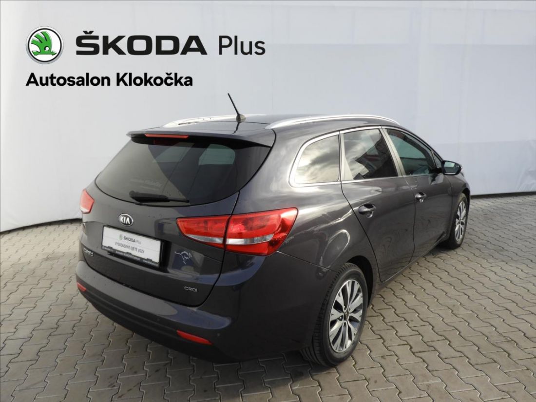 Kia Ceed 1.6 CRDI Exclusive Combi Autosalon Klokočka