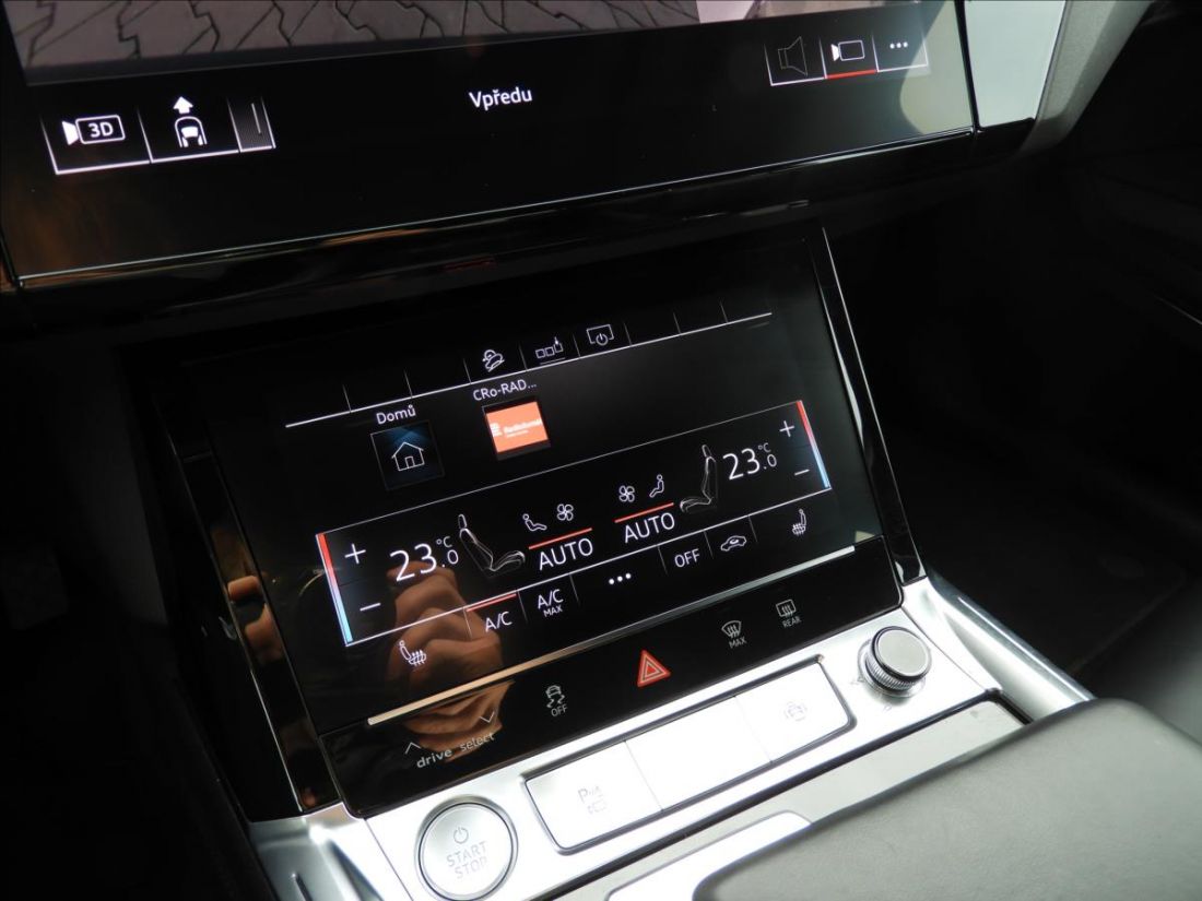 Audi e-tron Advanced 55 Quattro SUV
