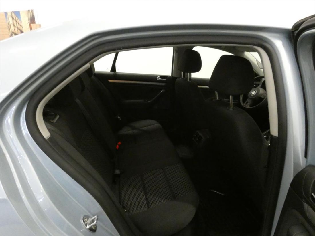 Volkswagen Jetta 1.4 TSI Comfortline Aut. klima
