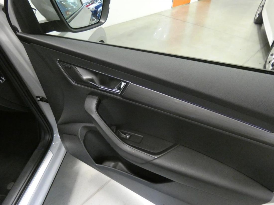 Škoda Karoq 1.6 TDI StylePlus SUV