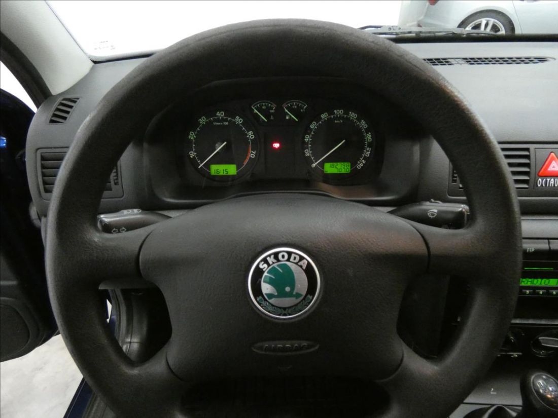 Škoda Octavia 1.6 i Tour Combi