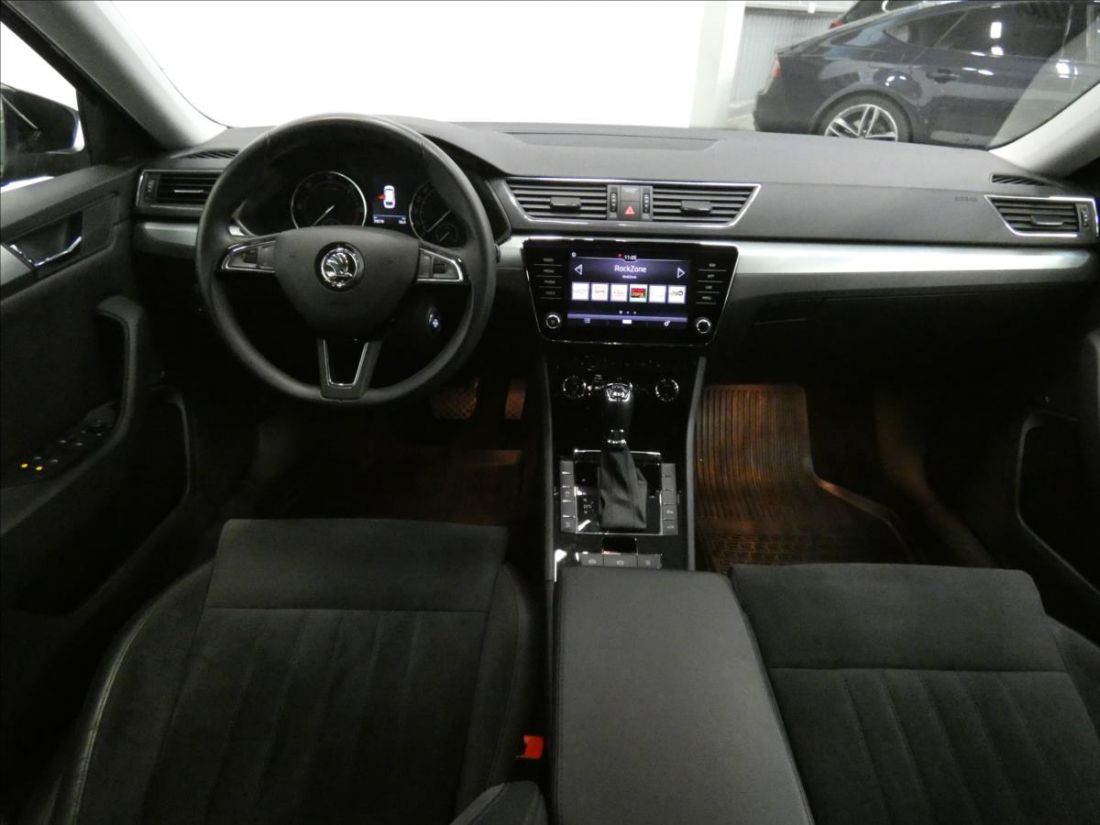 Škoda Superb 2.0 TDI AmbitionPlus 7DSG 4x4 Combi