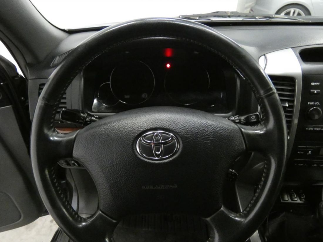 Toyota Land Cruiser 3.0 D-4D