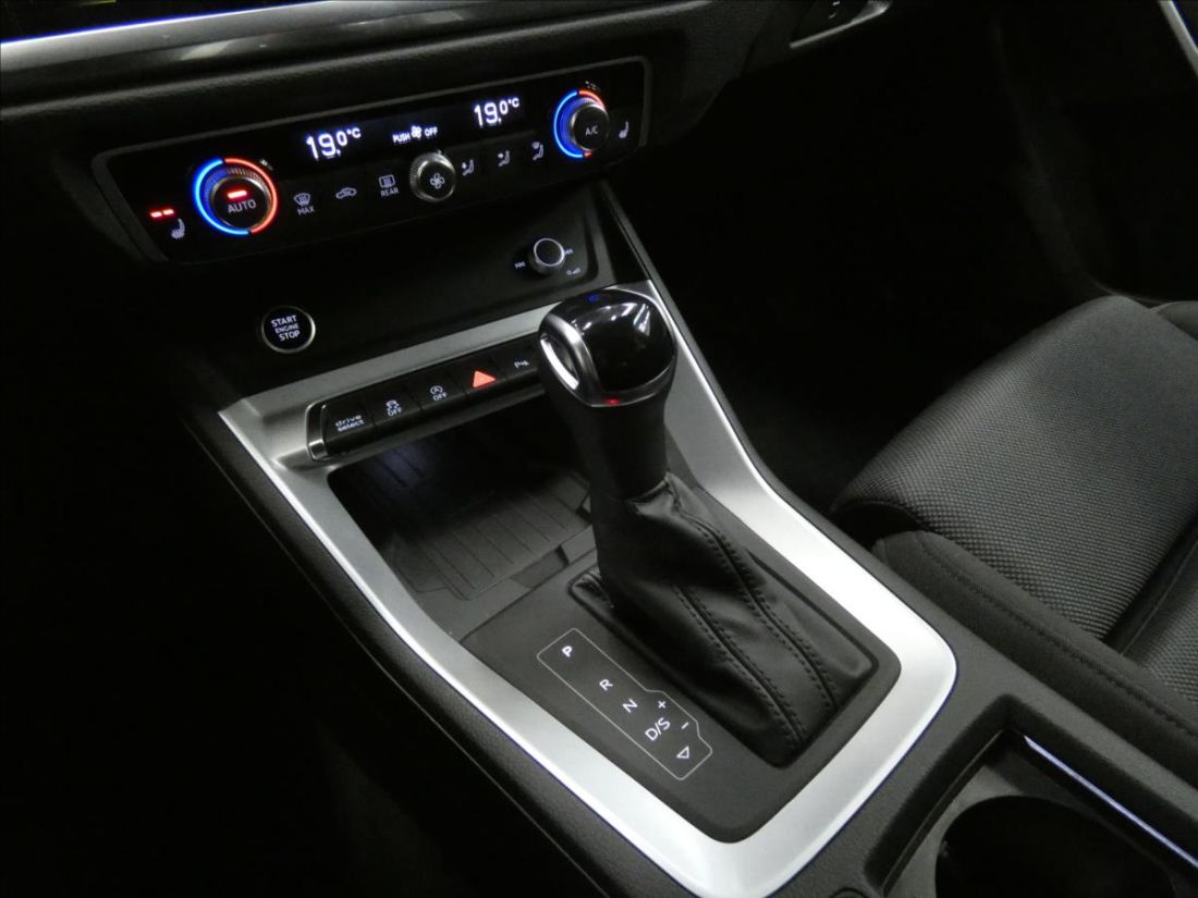 Audi Q3 2.0 TDI 8Stronic S-line SUV