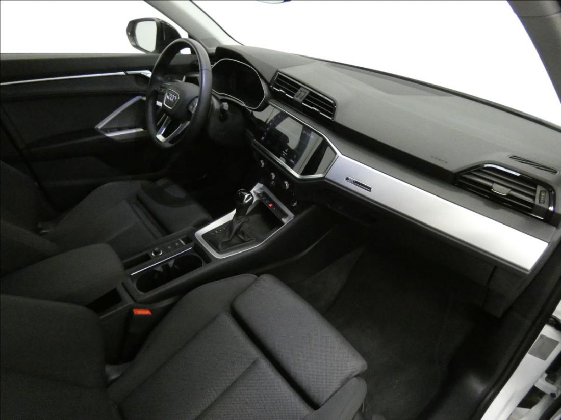 Audi Q3 2.0 TDI 8Stronic S-line SUV