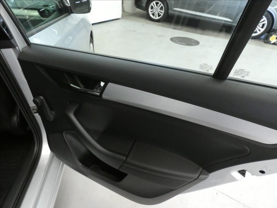 Škoda Rapid 1.0 TSI AmbitionPlus Spaceback