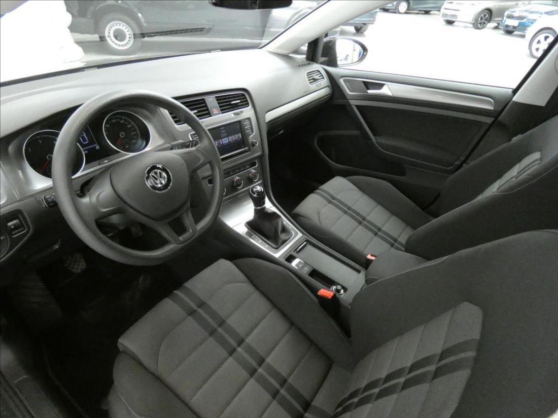Volkswagen Golf 1.6 TDI  Hatchback