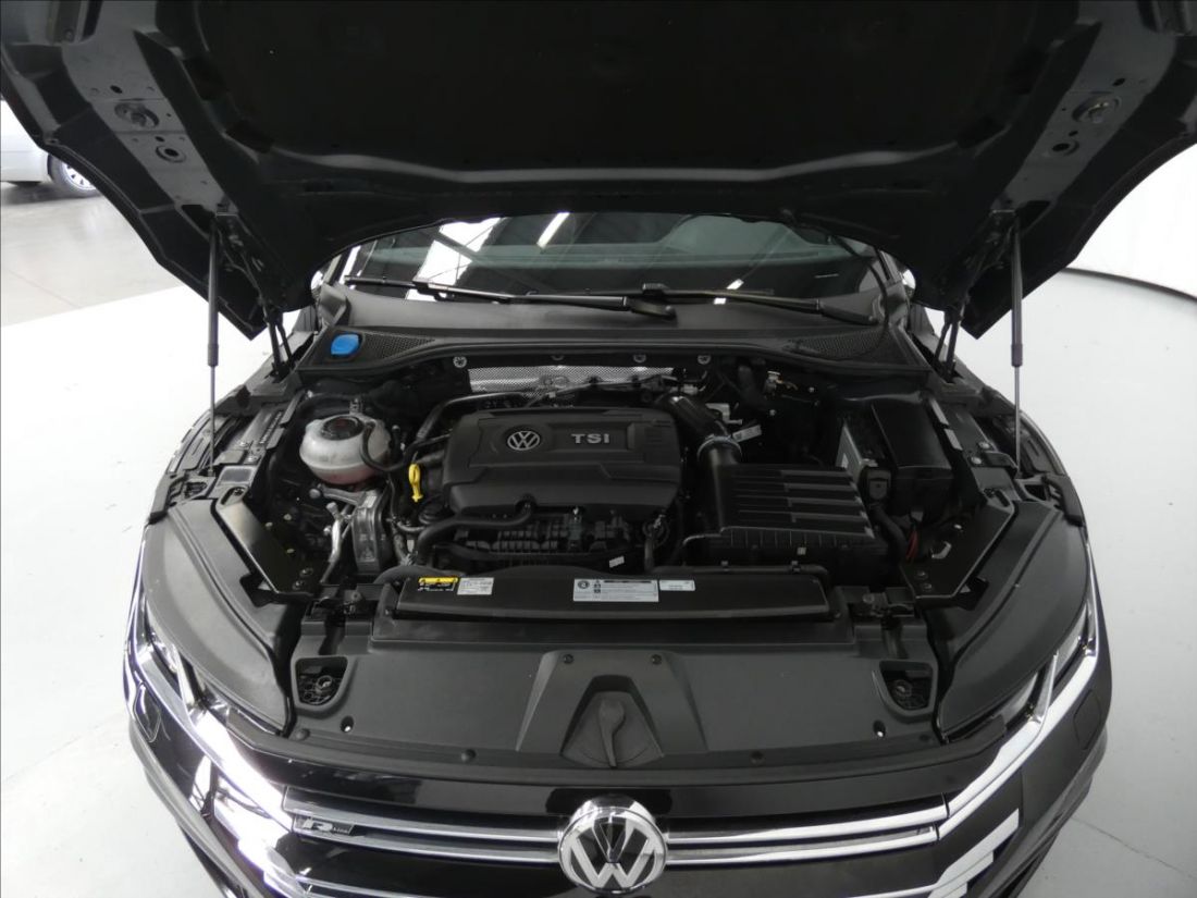 Volkswagen Arteon 2.0 TSI R-line Liftback 4x4 DSG