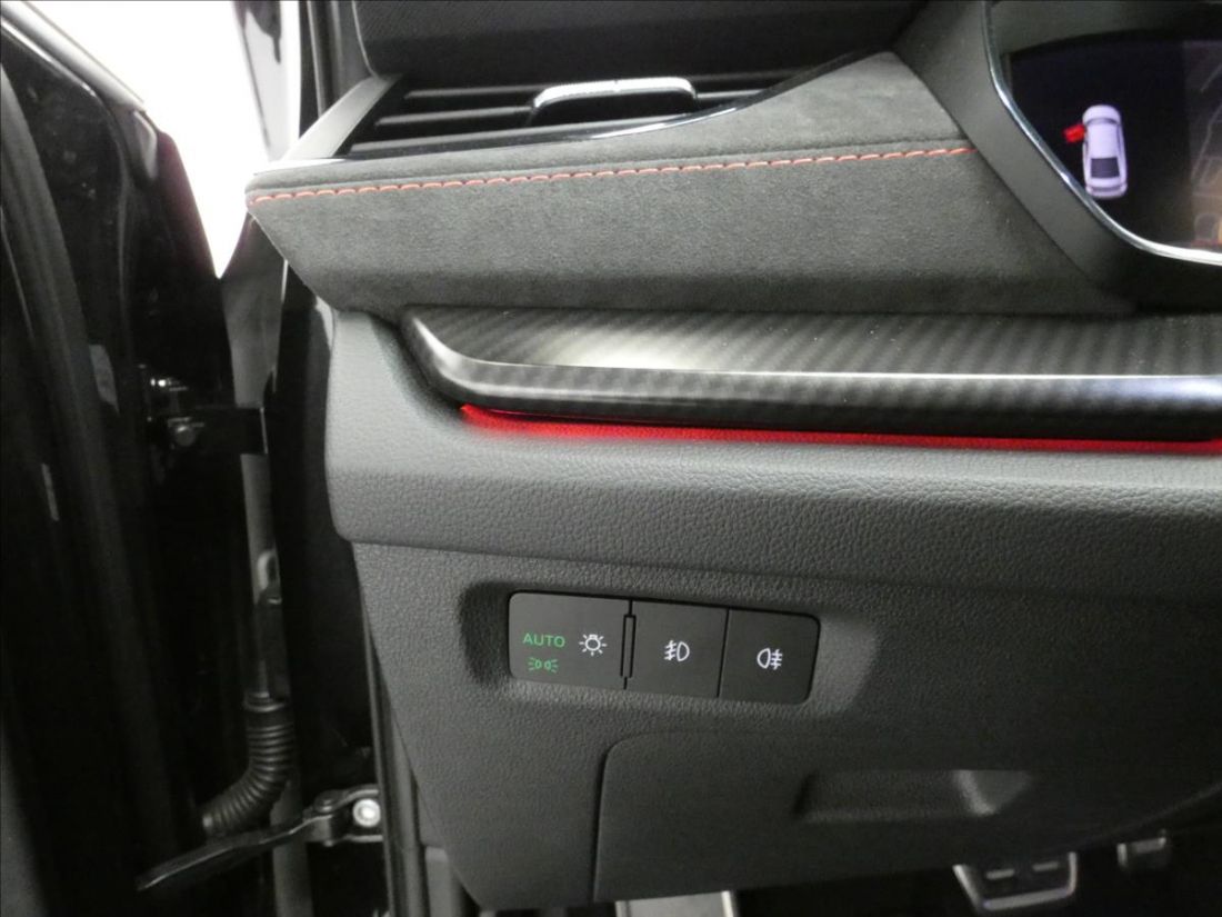 Škoda Octavia 2.0 TSI RS Liftback 7DSG