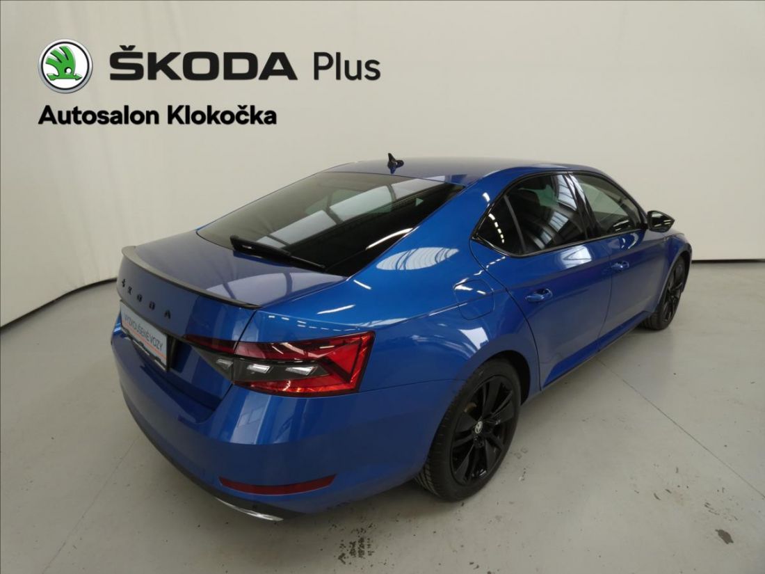 Škoda Superb 2.0 TDI Sportline Liftback 7DSG