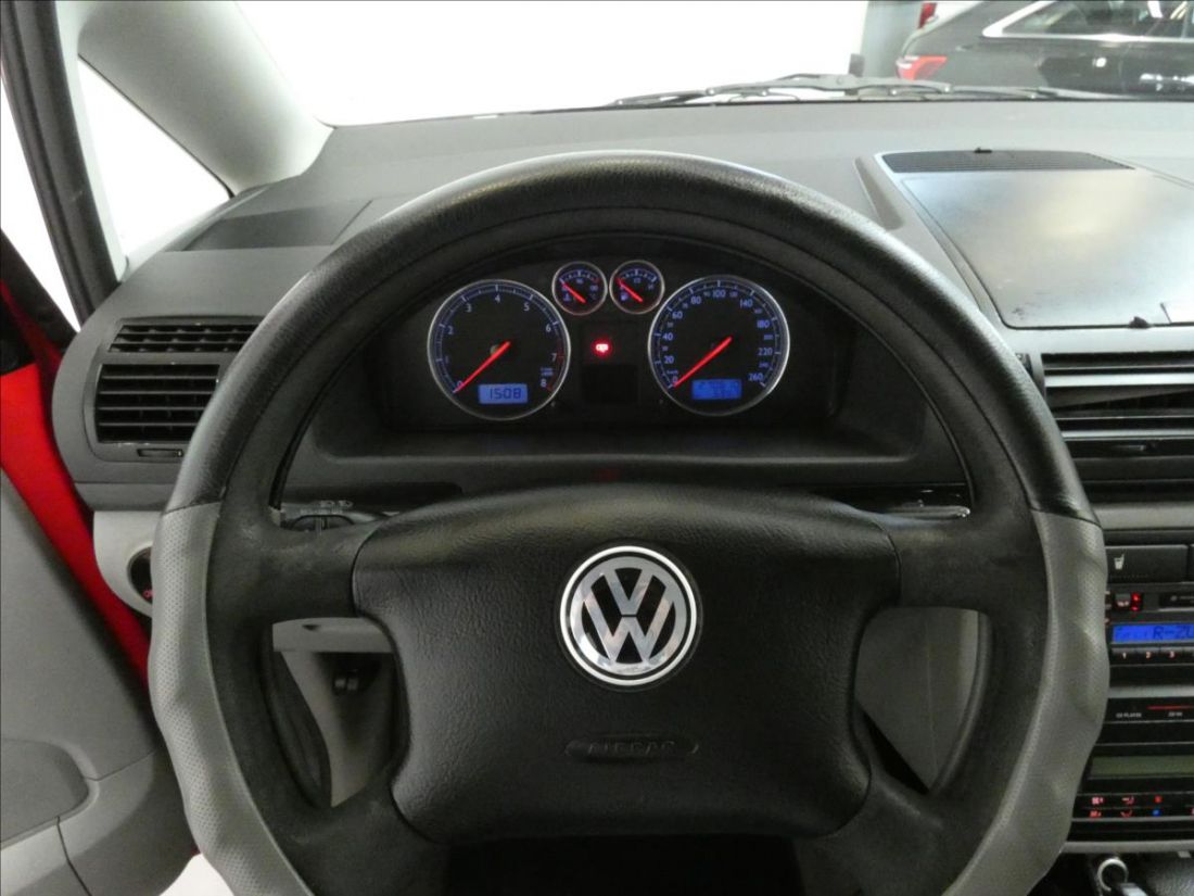 Volkswagen Sharan 1.8 T Basic MPV 5Tiptronic
