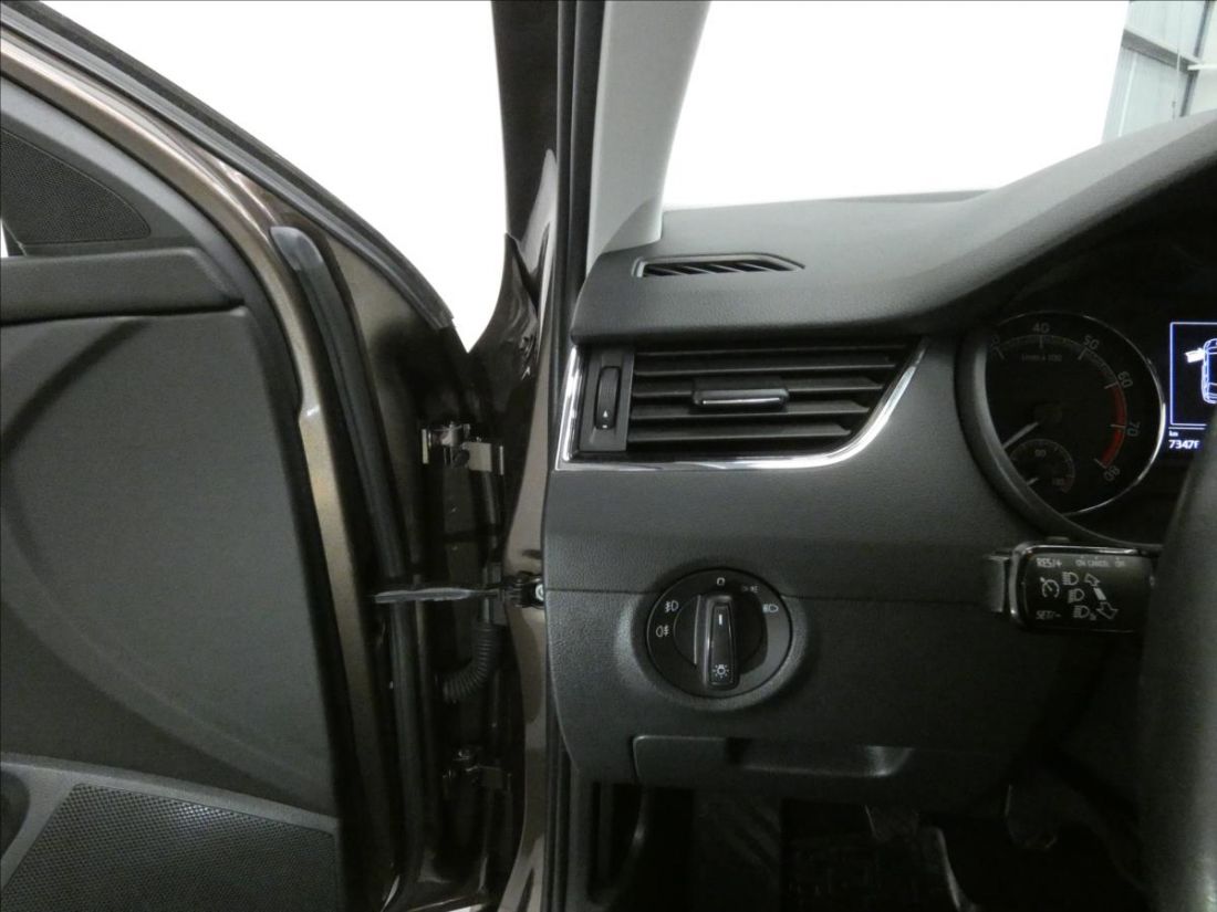 Škoda Octavia 1.5 TSI Ambition Combi