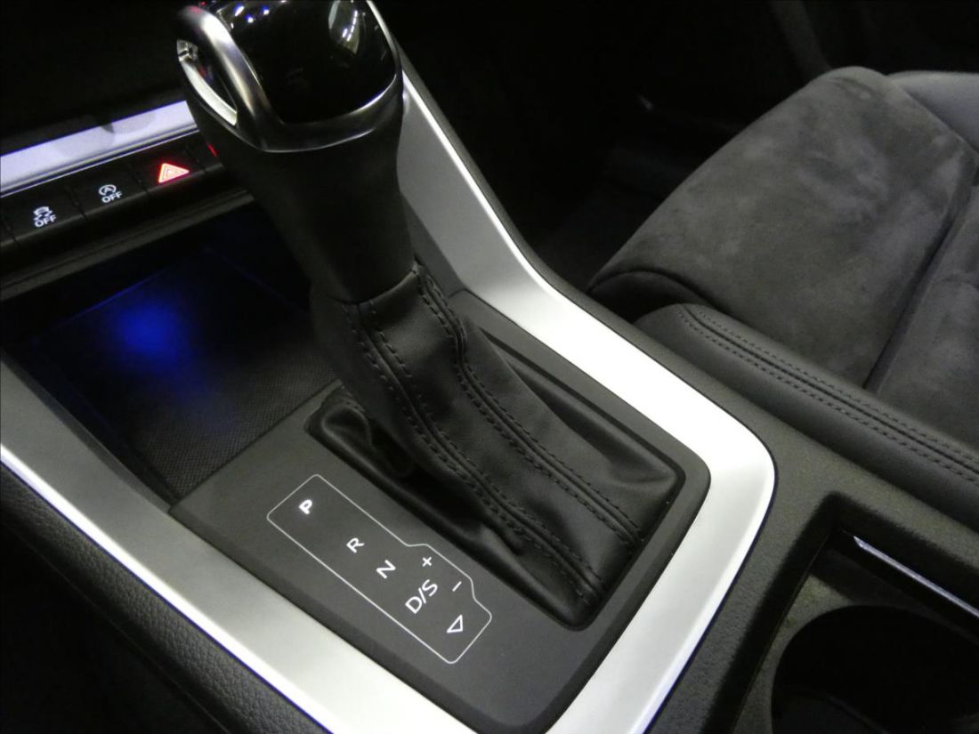 Audi Q3 2.0 TFSI Advanced SUV S-tronic