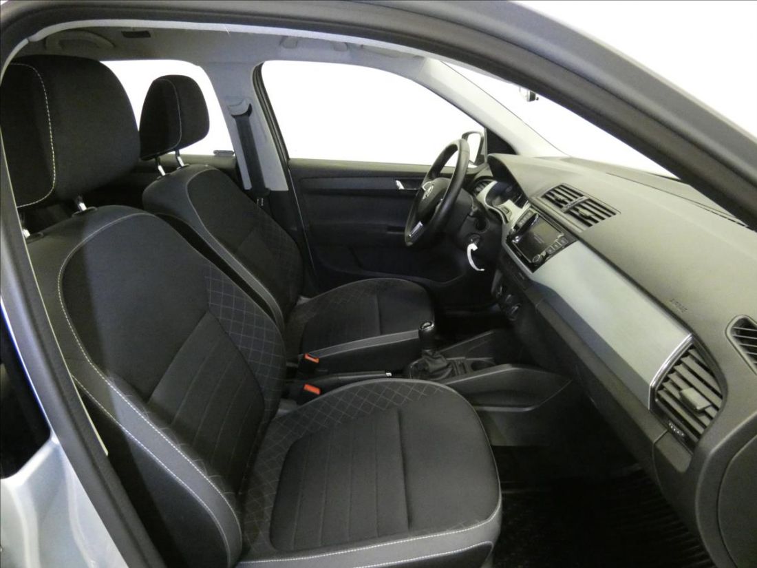 Škoda Fabia 1.0 MPI Ambition Hatchback