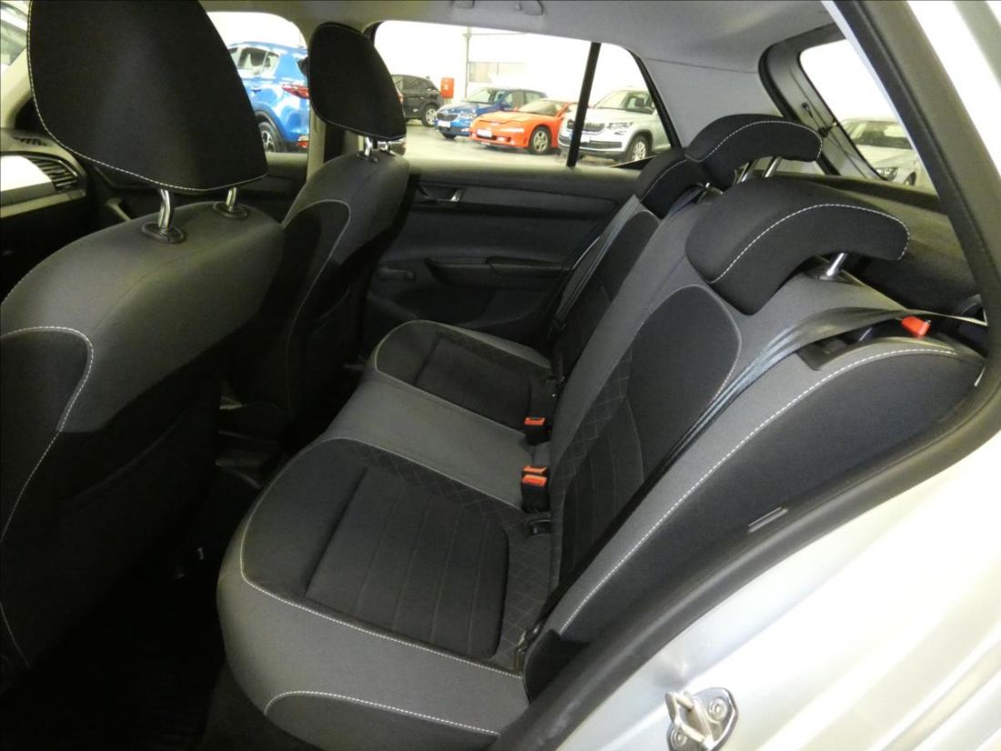 Škoda Fabia 1.0 MPI Ambition Hatchback