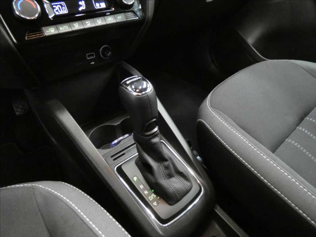 Škoda Fabia 1.0 TSI StylePlus 7DSG