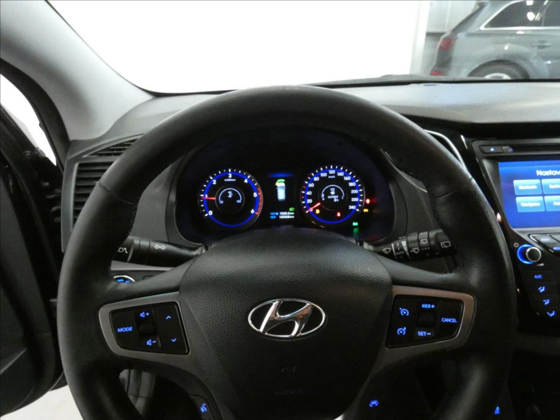 Hyundai i40 1.7 CRDi 100kW Experience Combi