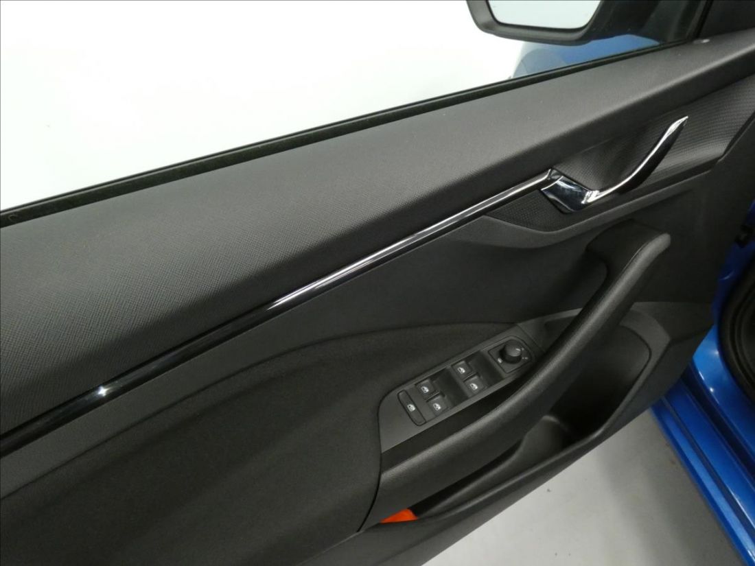 Škoda Scala 1.6 TDI Ambition Hatchback