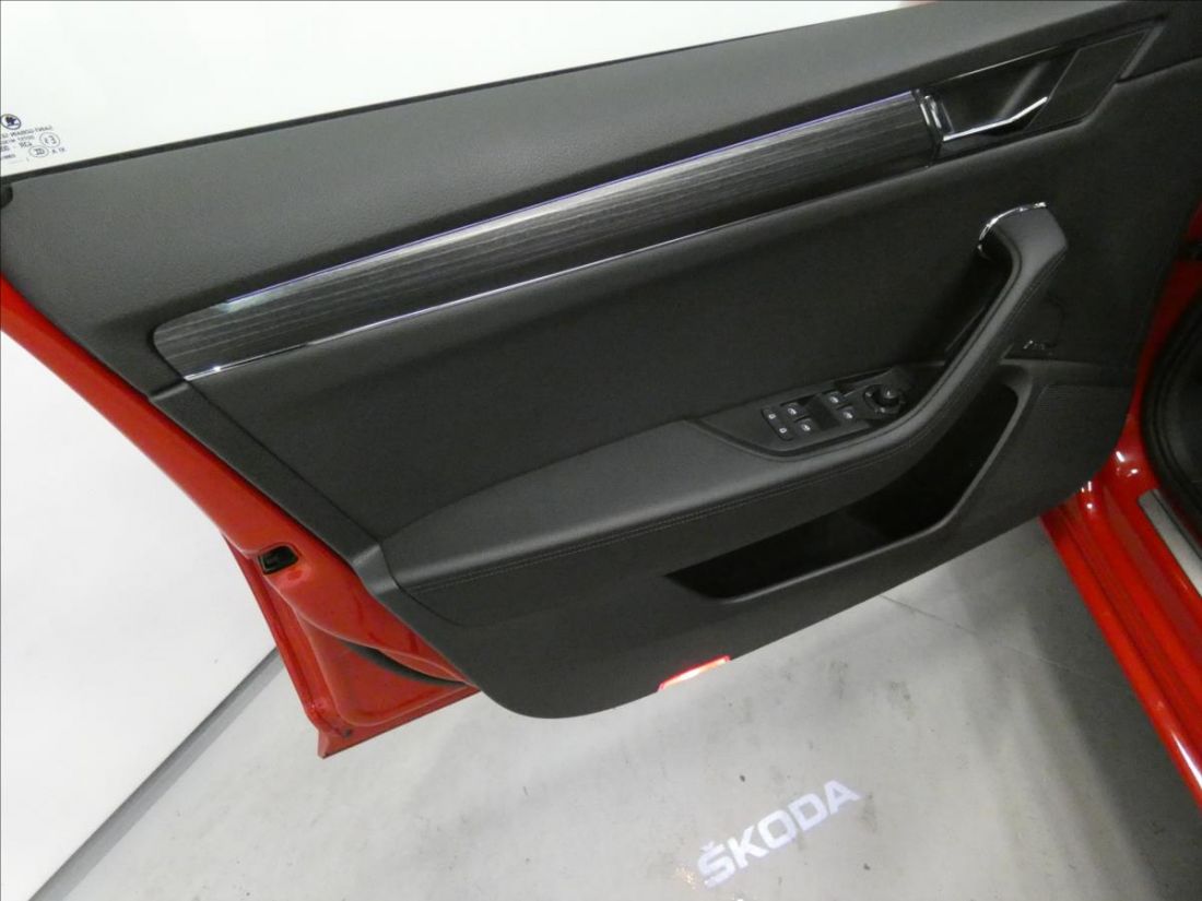 Škoda Superb 2.0 TDI StylePlus 7DSG