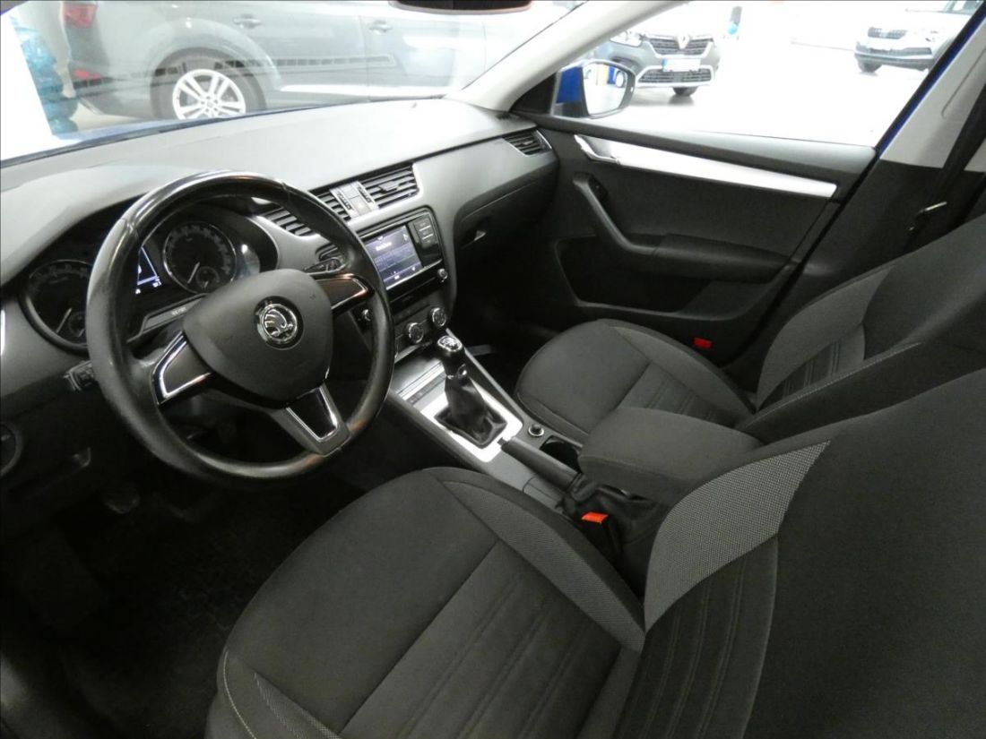 Škoda Octavia 2.0 TDI AmbitionPlus Combi