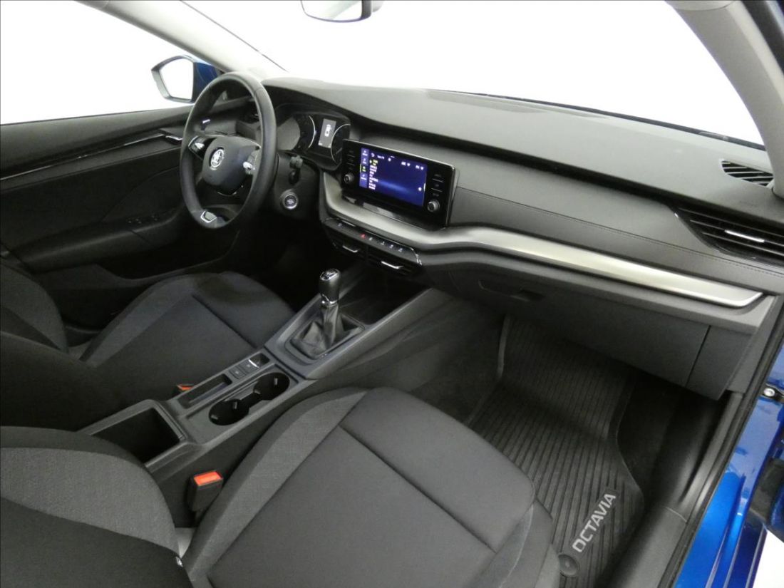 Škoda Octavia 2.0 TDI Active Liftback