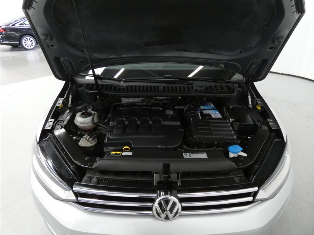 Volkswagen Touran 2.0 TDI 110kW Highline MPV