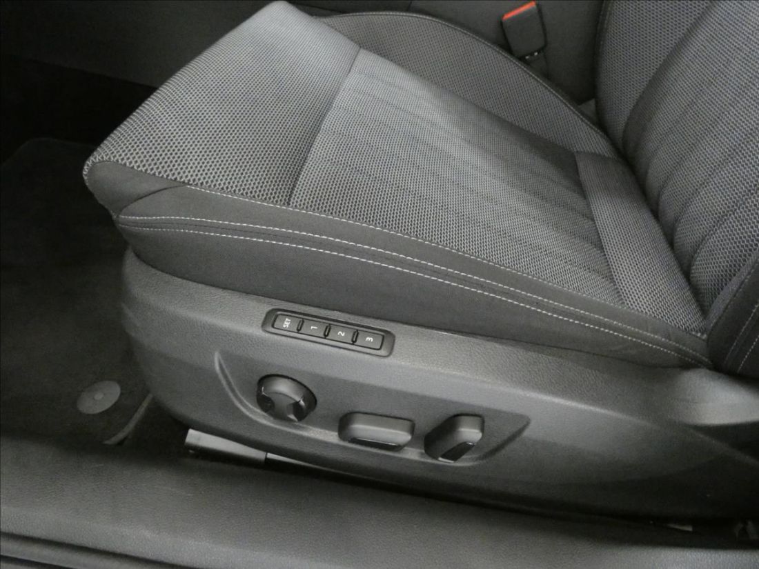 Škoda Superb 2.0 TDI 110kW Style 7DSG