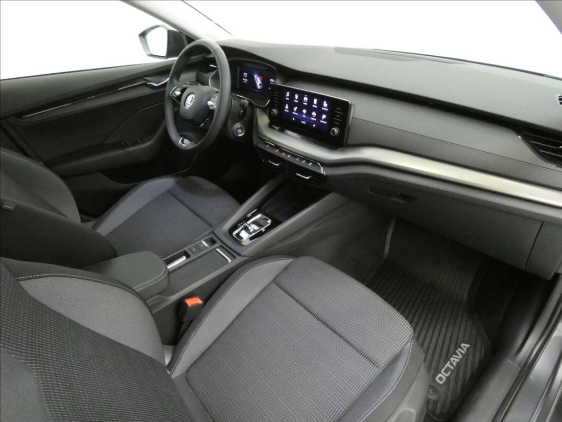 Škoda Octavia 1.5 TSI e-TEC AmbitionPlus DSG