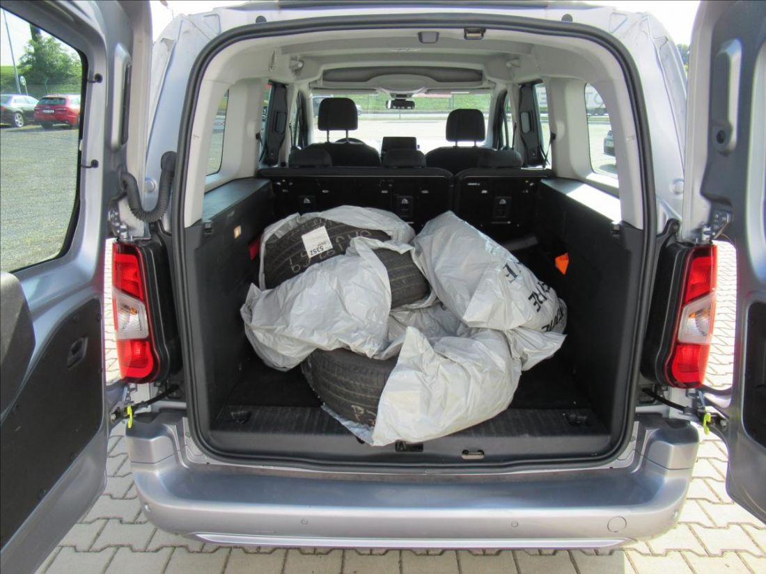 Opel Combo 1.5 CDTI Enjioy XL MPV