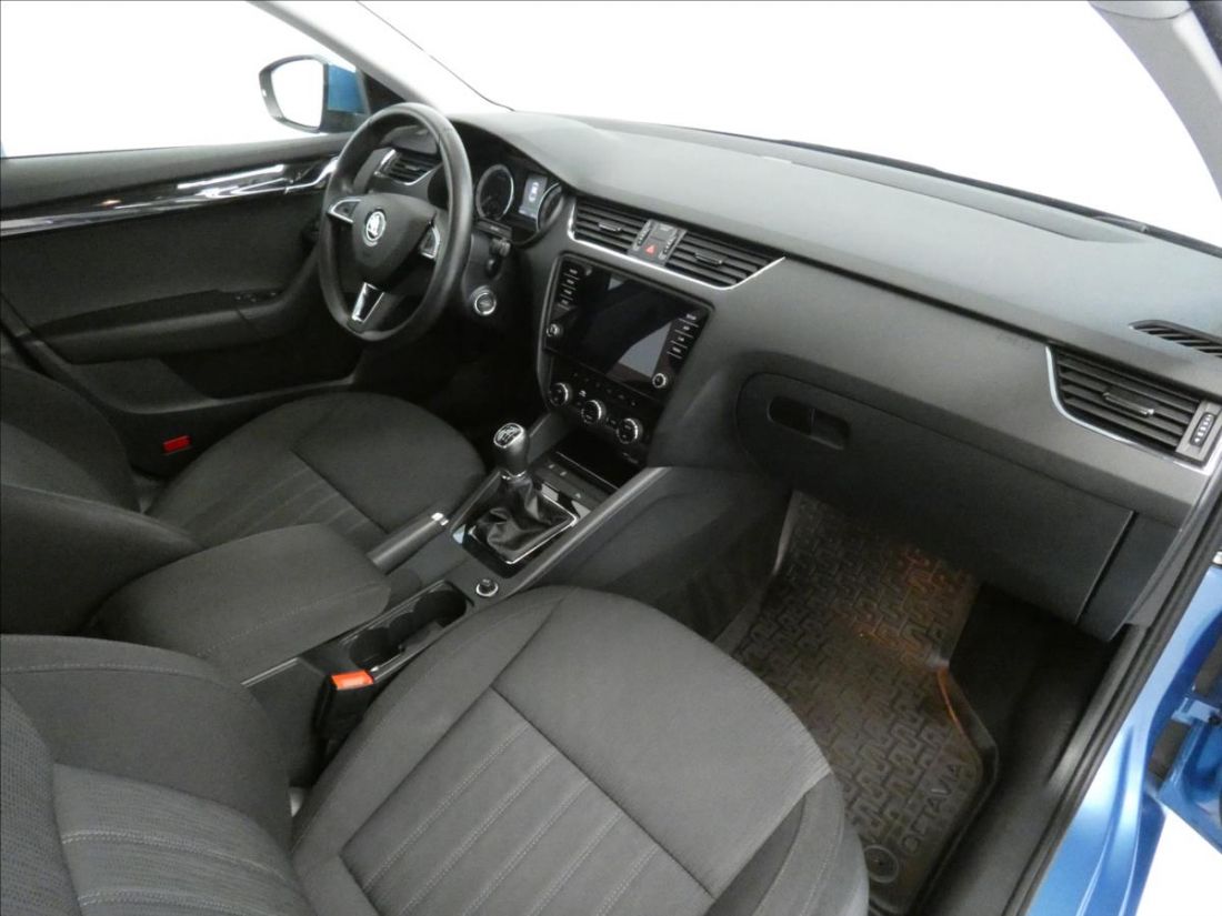 Škoda Octavia 1.5 TSI 110kW Style Liftback