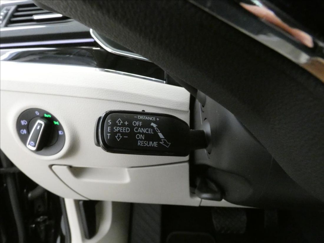 Škoda Superb 2.0 TDI L&K Liftback. 7DSG