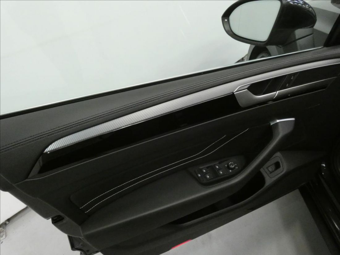 Volkswagen Arteon Shooting Brake 2.0 TDI R-line  7DSG 4motion