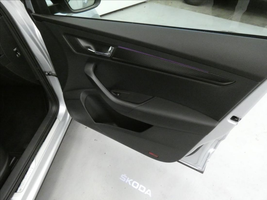 Škoda Karoq 1.5 TSI Sportline  SUV 7DSG