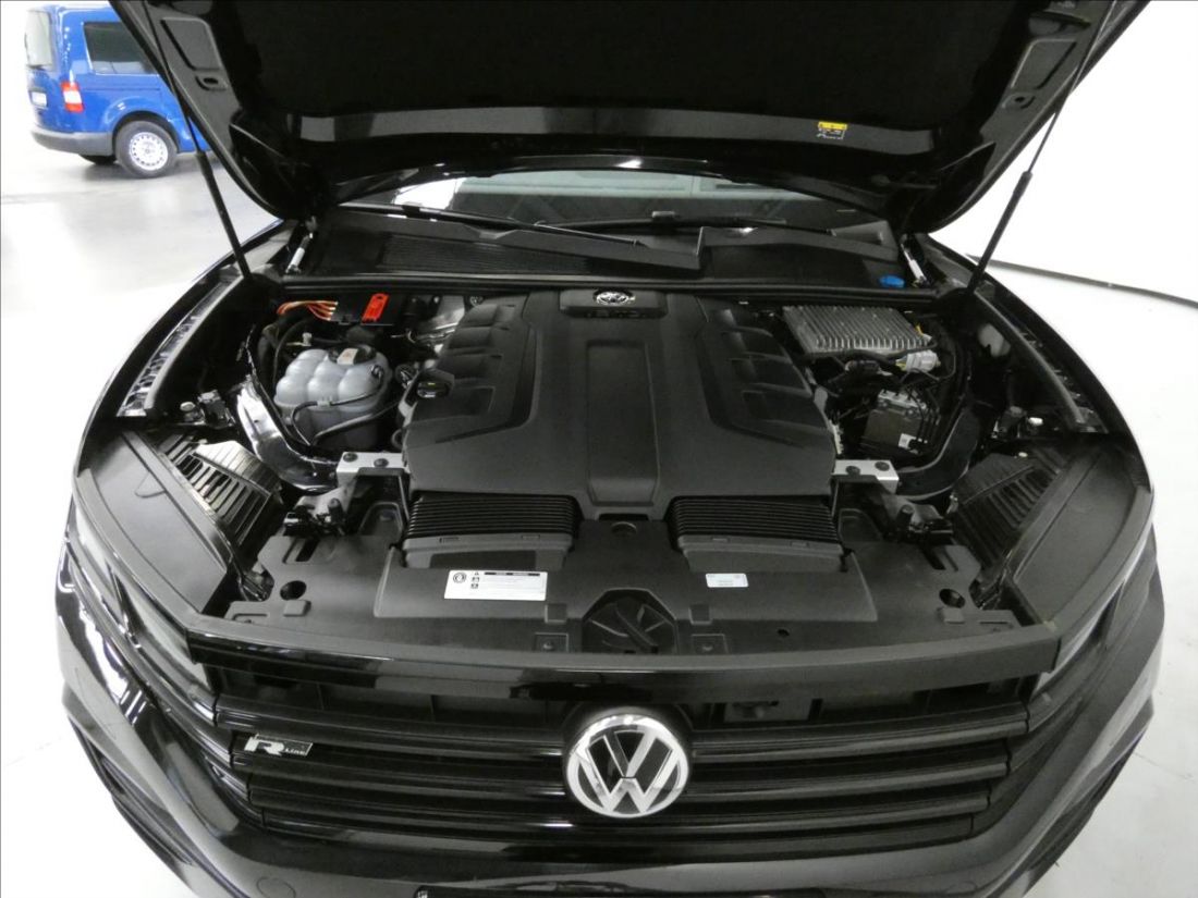 Volkswagen Touareg 4.0 TDI R-Line