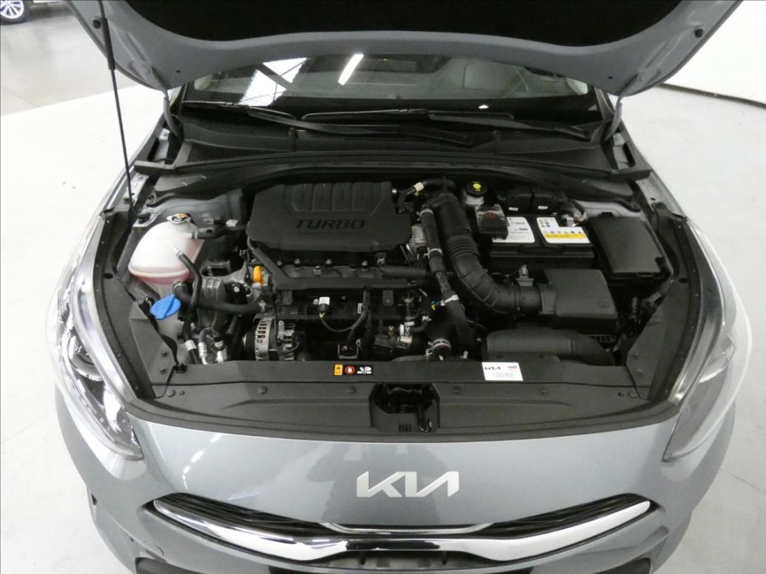 Kia Ceed 1.5 T-GDI Exclusive  Hatchback