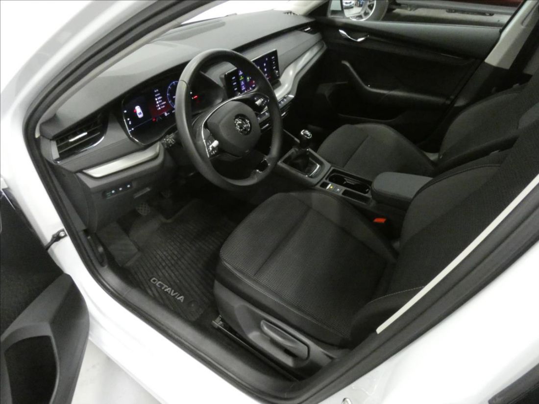 Škoda Octavia 1.5 TSI  Ambition