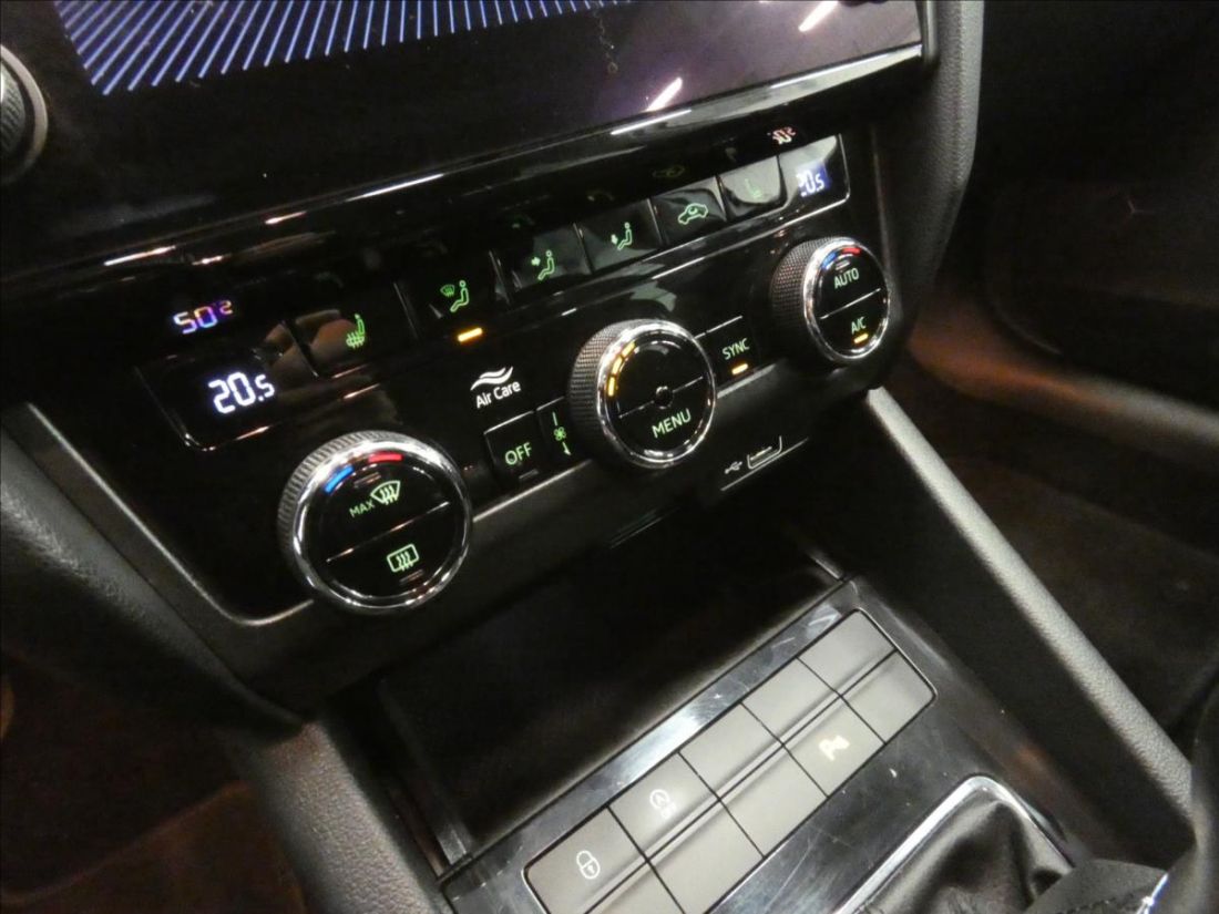 Škoda Octavia 1.5 TSI Style  Liftback