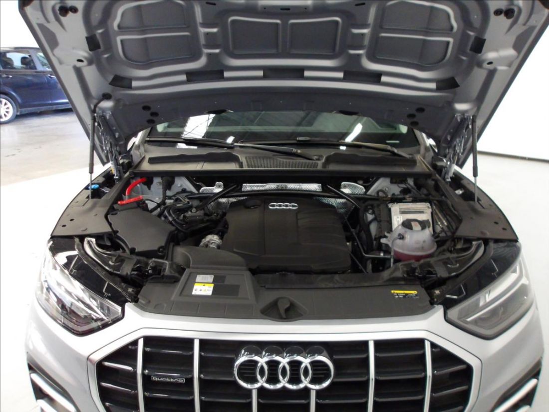 Audi Q5 2.0 40TDI Advanced  S-tronic 4x4