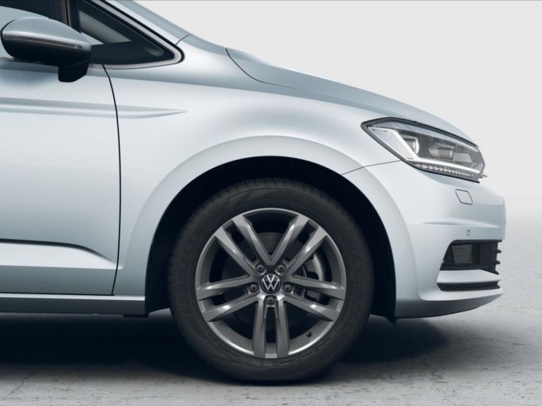 Volkswagen Touran 1.5 TSI People