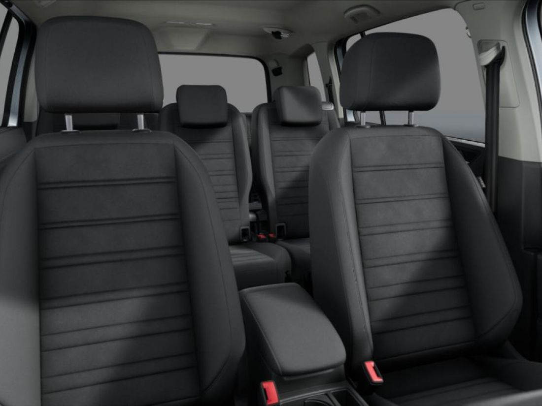 Volkswagen Touran 1.5 TSI People