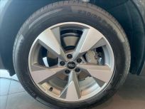 Audi Q5 2.0   SB S line 40 TDI quattro
