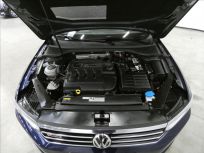 Volkswagen Passat 2.0 TDI Highline Sedan 7DSG 4Motion