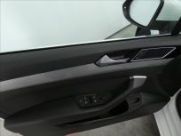 Volkswagen Passat 2.0 TDI Business 7DSG Combi