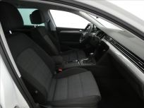 Volkswagen Passat 2.0 TDI Business 7DSG Combi
