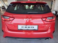 Kia Ceed 1.5 HB T-GDi  MT SPIN