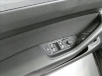 Volkswagen Passat 2.0 TDI Bussines 7DSG Combi