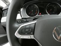 Volkswagen Passat 2.0 TDI Bussines 7DSG Combi