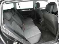 Volkswagen Passat 2.0 TDI Bussines 7DSG Combi