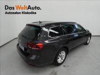 Volkswagen Passat 2.0 TDI Bussines 7DSG Combi