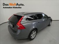 Volvo V60 2.0 D4 Automat Momentum Combi